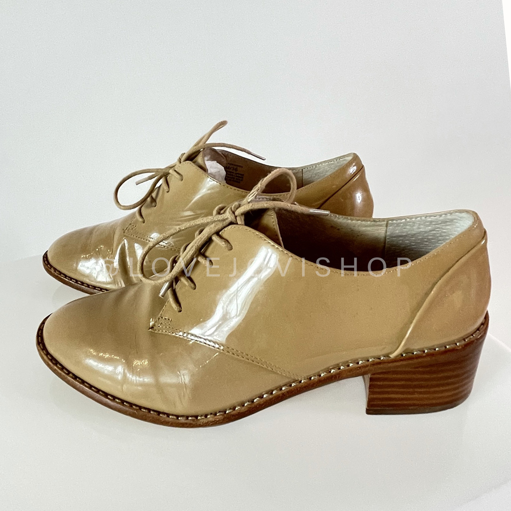 Academia | Louise et Cie Oxfords | Camel Patent Leather | Collegiate Prep - Picture 9 of 9
